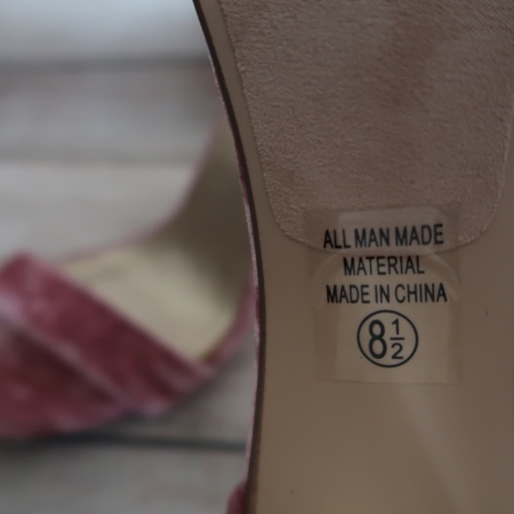 Pink Velvet Chunky Heel - Picture 4 of 5